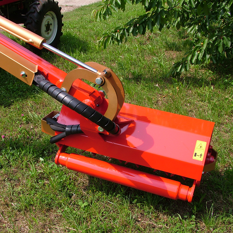 BERFALK&nbsp;BM 300&nbsp;rézsűkasza&nbsp;-&nbsp;Starex Pro Kft.