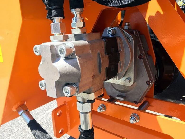 DELEKS AIRONE 100 rézsűkasza - Starex Pro Kft.