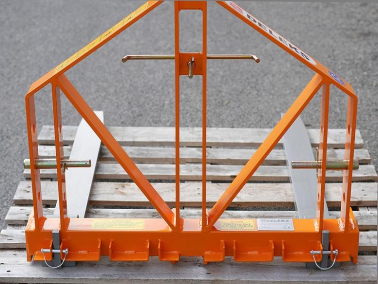 DELEKS D 700 emelővilla adapter - Starex Pro Kft.