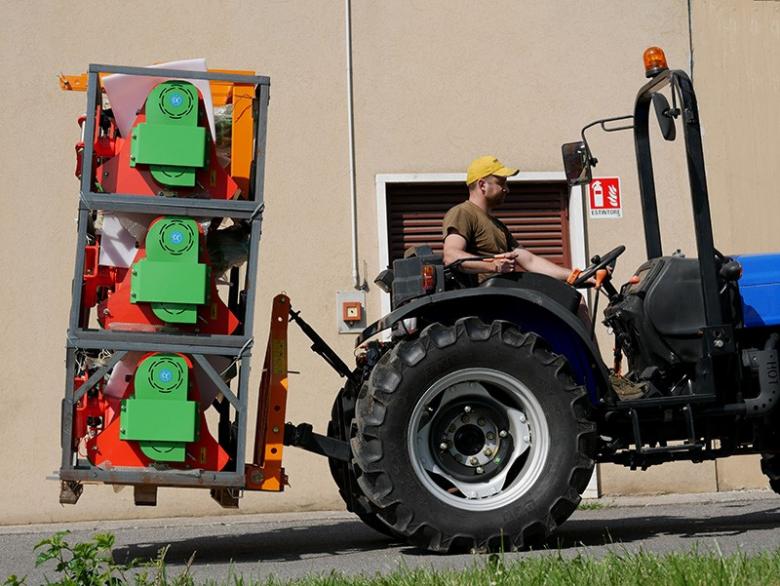 DELEKS D 700 emelővilla adapter - Starex Pro Kft.