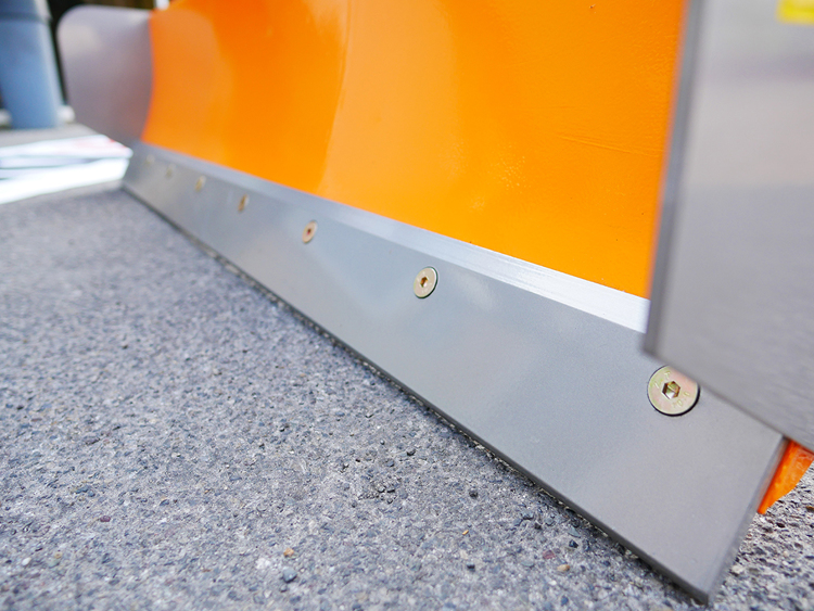 DELEKS DL 110 földgyalu gréder hátsó függesztésű - Starex Pro Kft.