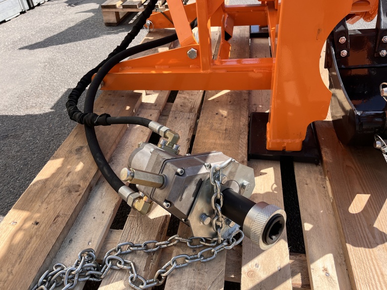 DELEKS&nbsp;DRS 1000T&nbsp;árokásó adapter oldalmozgatással&nbsp;-&nbsp;Starex Pro Kft.