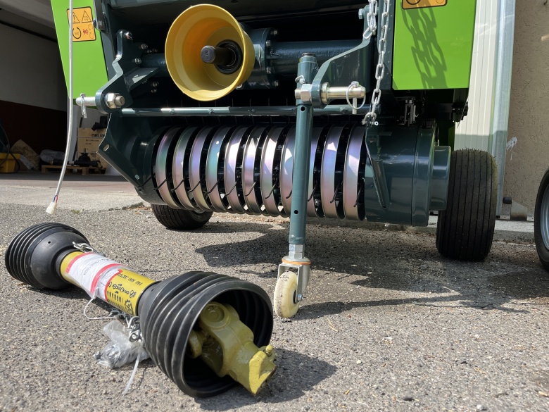 DELEKS STAR 850 körbálázó mini - Starex Pro Kft.