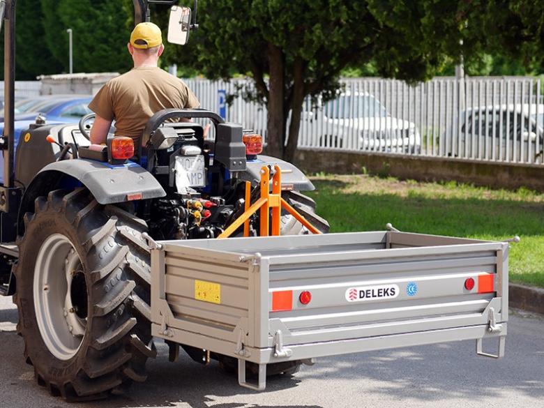 DELEKS T 1400 lenyítható oldalú szállító láda - Starex Pro Kft.