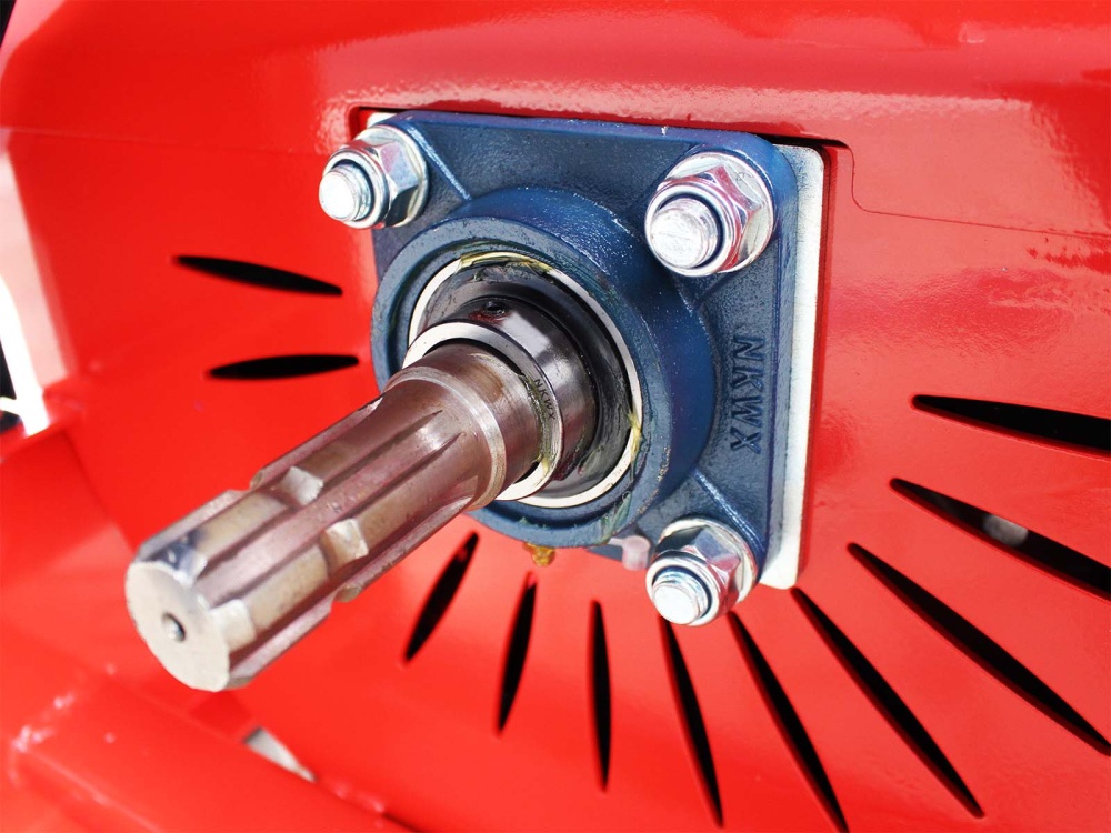 STAREX&nbsp;AX 5&nbsp;ágaprító kardán hajtású 130 mm vágási átmérővel&nbsp;-&nbsp;Starex Pro Kft.