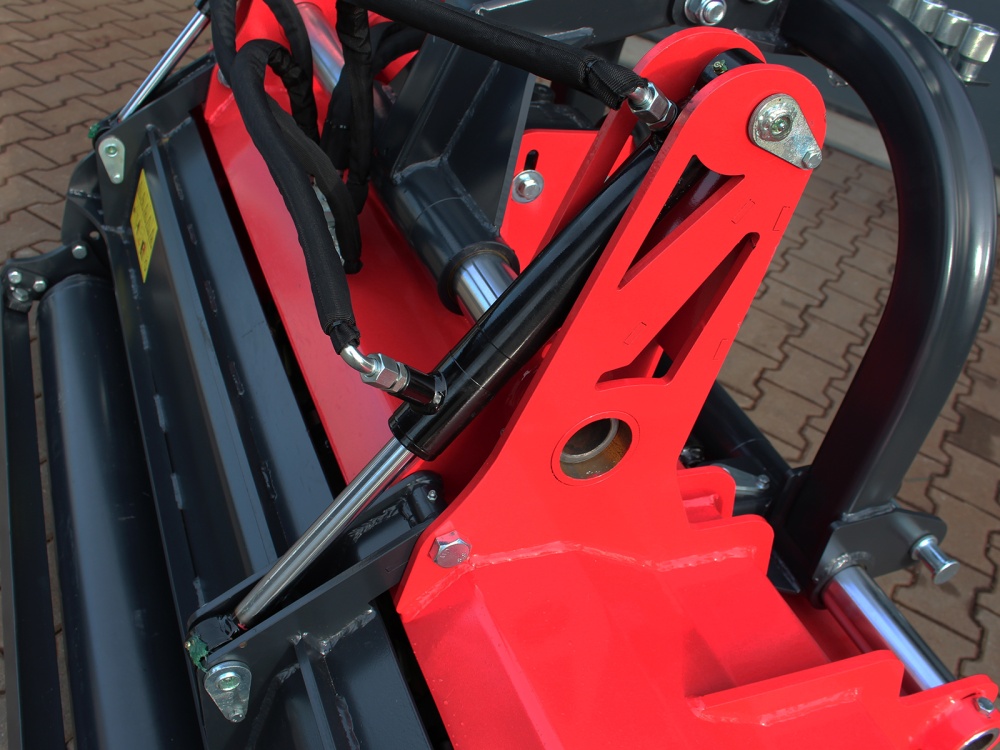 STAREX&nbsp;FH FOREST 180&nbsp;félerdészeti szárzúzó&nbsp;-&nbsp;Starex Pro Kft.